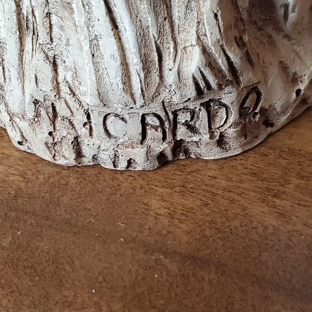 Ricardo Vintage Wood Carving Votive Candle Holder Fancy Couple Kissing On Bench